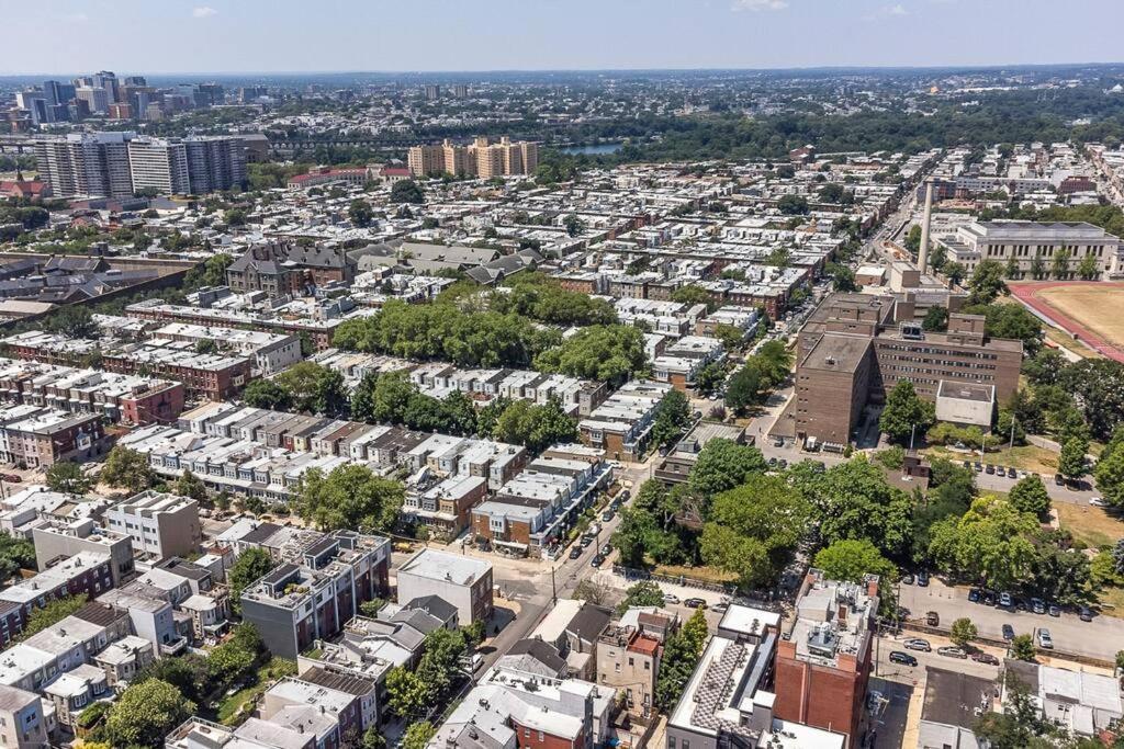 Apartamento Trendy Fairmount Gem-5 Star Location, Roof Deck, Parking, Gr8 For Families Filadelfia Exterior foto
